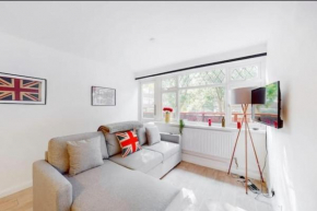 Modern 4 bedroom in Kings Cross with Garden